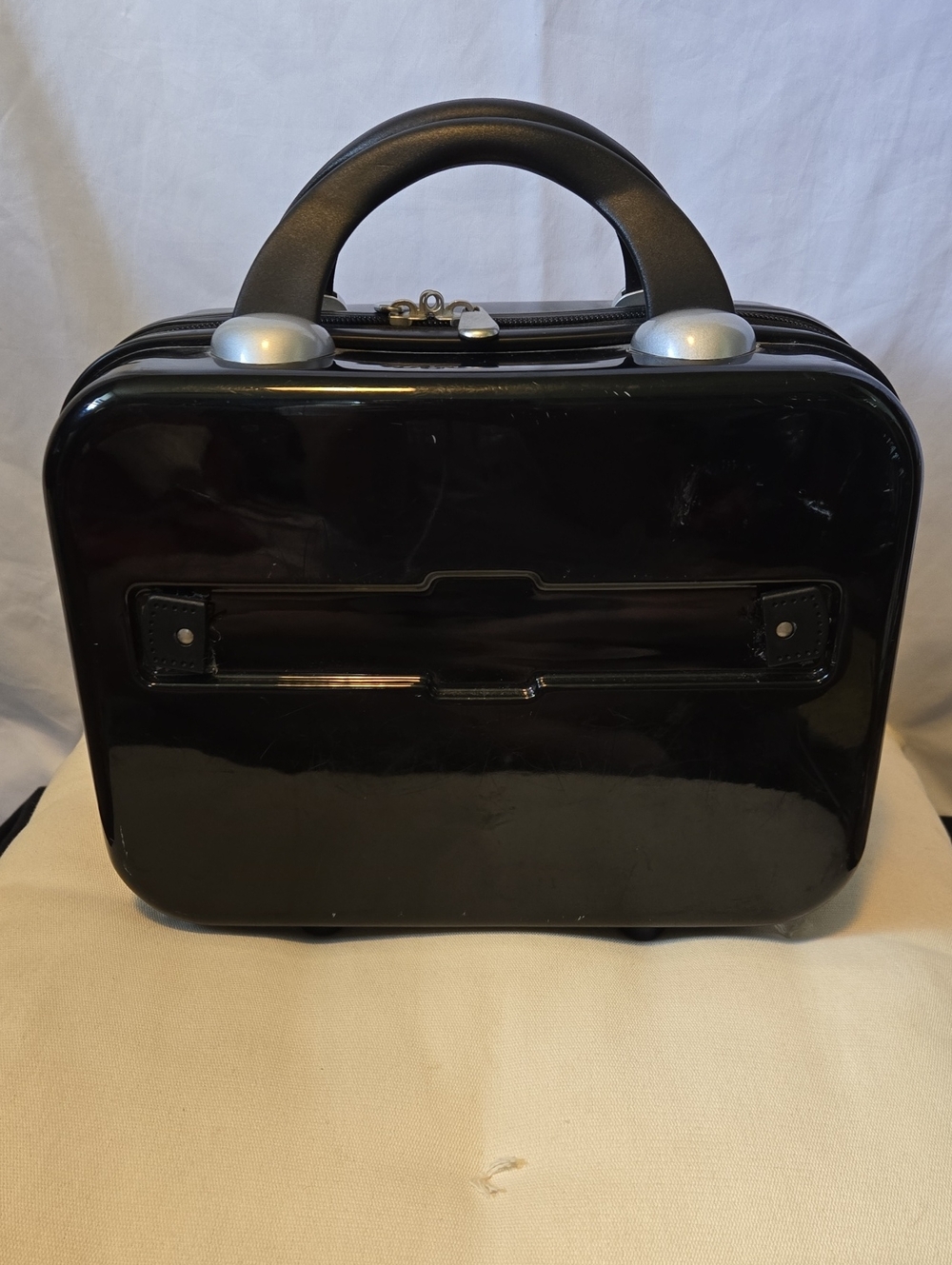 Star Wars Black Darth Vader Toiletry Travel Case - Picture 2 of 9